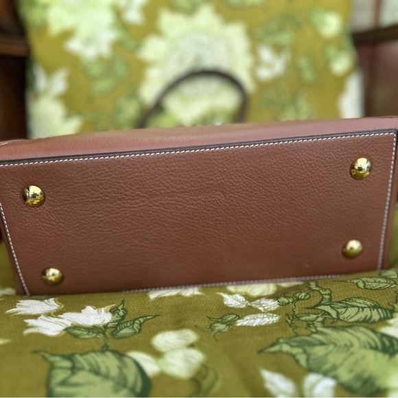 Mateo New York Elegant Brown and Pink Satchel - Picture 5 of 11